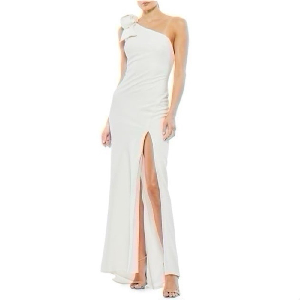 NEW Mac Duggal Women’s Leena White Bow-Shoulder Jersey Sheath Gown - Picture 14 of 16